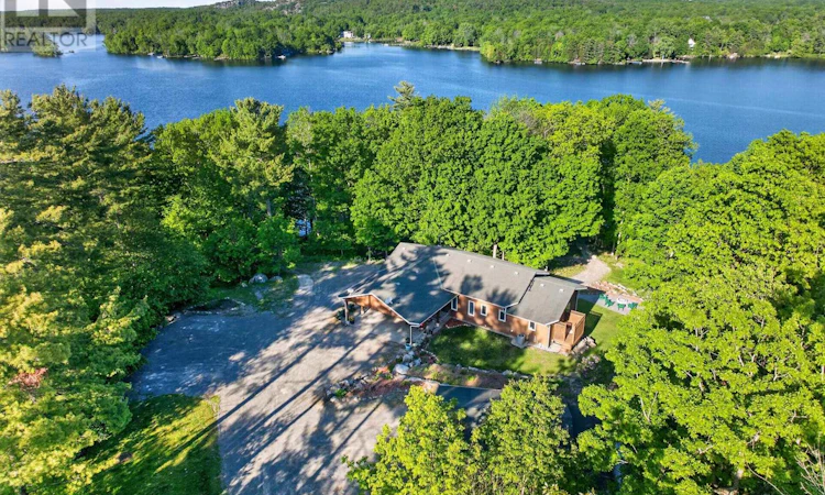 606 Whites Point Road
