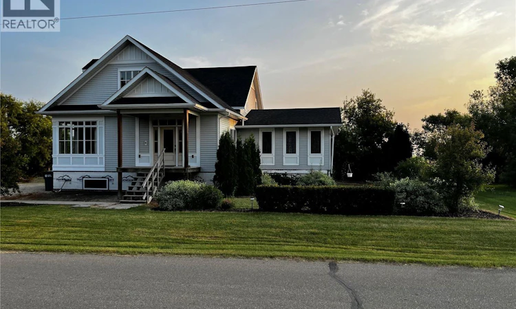 1306 Assiniboia Avenue