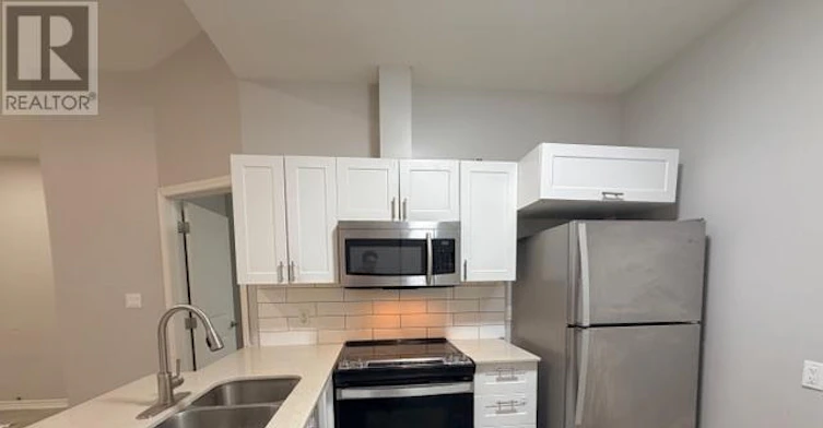 4-268 Talbot Street, St. Thomas, ON, N5P 1B4 - 4