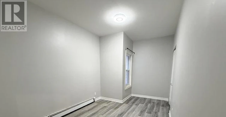 4-268 Talbot Street, St. Thomas, ON, N5P 1B4 - 3
