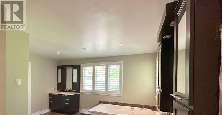 35 Blue Heron Court, Rockcliffe Park, ON, K1L 8J7 - 25