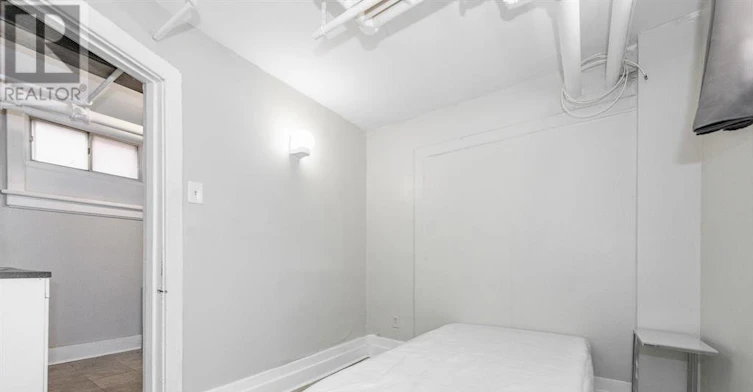 B-721 Cooper Street, Ottawa, ON, K1R 5J5 - 7