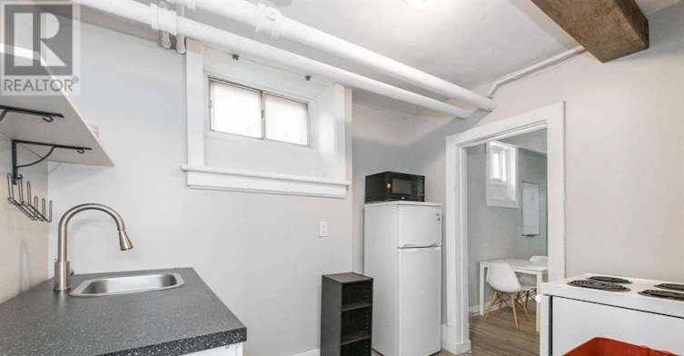 B-721 Cooper Street, Ottawa, ON, K1R 5J5 - 6