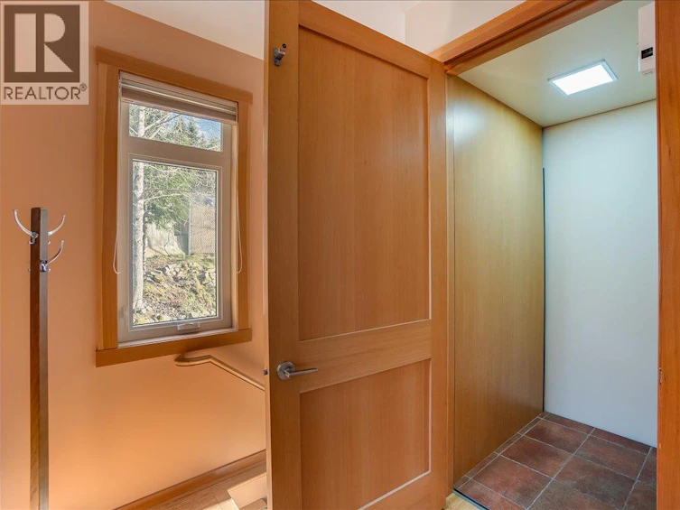 25-1106 Seventh Street, Nelson, BC, V1L 0A1 - 10