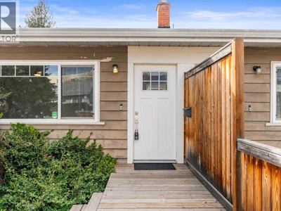 2706 38 Street - 4