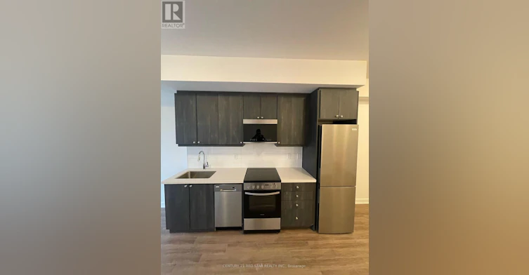 911-55 Clarington Boulevard, Clarington, ON, L1C 7J4 - 4