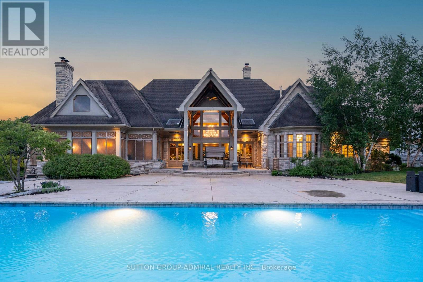 66 Scotch Valley Drive, King, ON, L7B 1L9