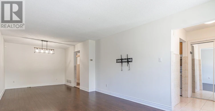 UPPER-17 Manitou Crescent, Brampton, ON, L6S 2Z6 - 6