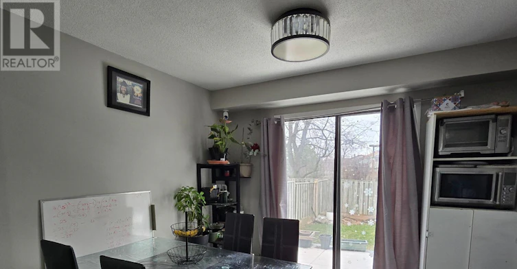 12 Norma Crescent, Brampton, ON, L6S 4H2 - 12