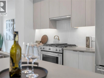 135-1455 Cara Glen Court - 5