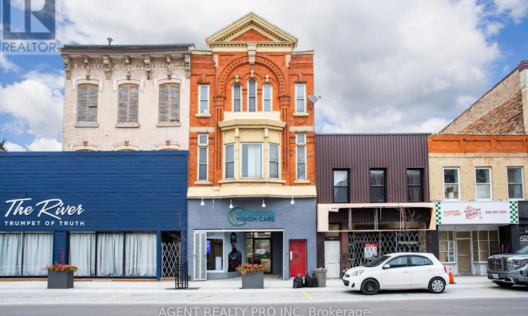 419 Dundas Street