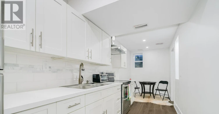 LOWER-141 Edgely Avenue SOUTH, Toronto, ON, M1N 3L3 - 8