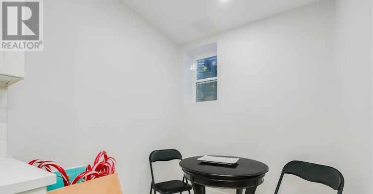 LOWER-141 Edgely Avenue SOUTH, Toronto, ON, M1N 3L3 - 9