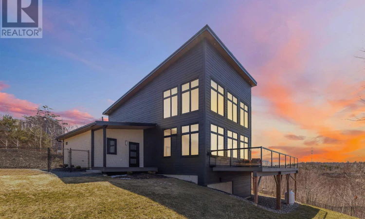 105 Janda Crescent
