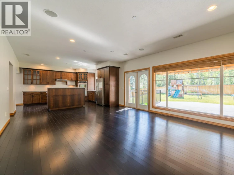 8925 Grizzly Crescent, Kamloops, BC, V2C 6T9 - 5