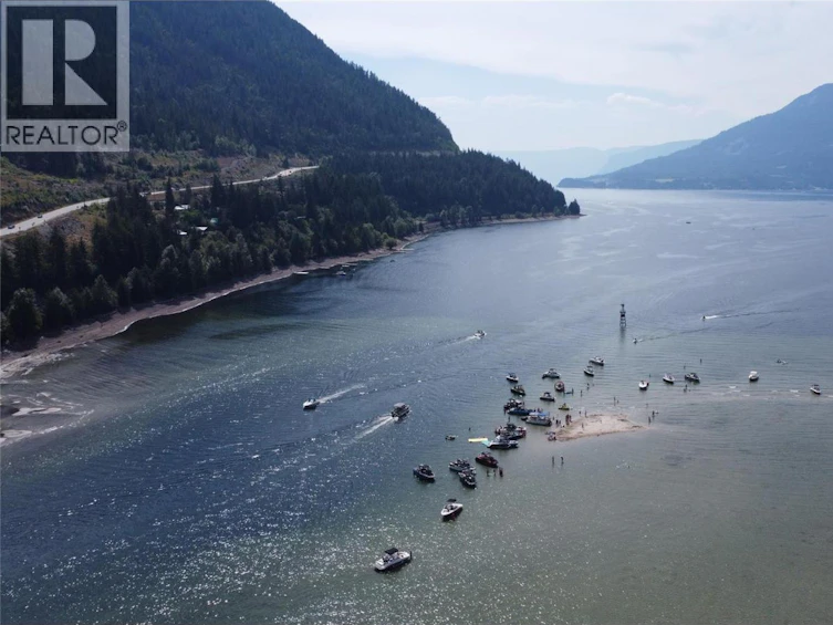 27 Crescent Bay, Eagle Bay, BC, V0E 2V0 - 18