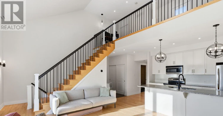 28 Meach Private, Ottawa, ON, K2S 0T8 - 2