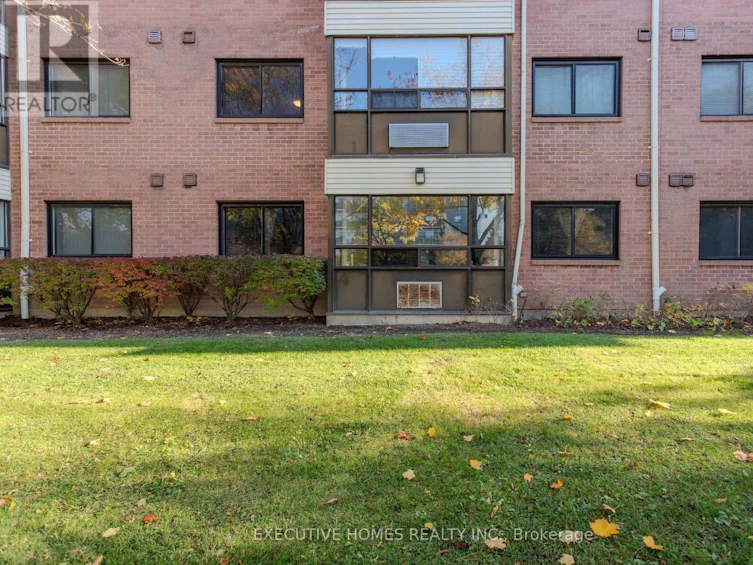 102-1275 Cornerbrook Place, Mississauga, ON, L5C 3J3 - 3