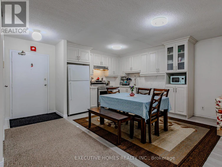 102-1275 Cornerbrook Place, Mississauga, ON, L5C 3J3 - 12