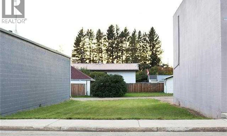 5106 50 Street