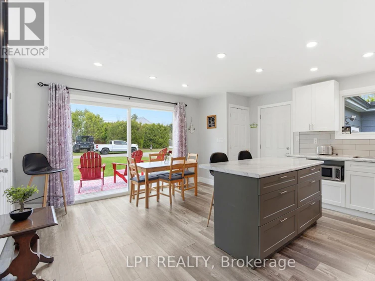7597 Biddulph Street, Lambton Shores, ON, N0M 2L0 - 16