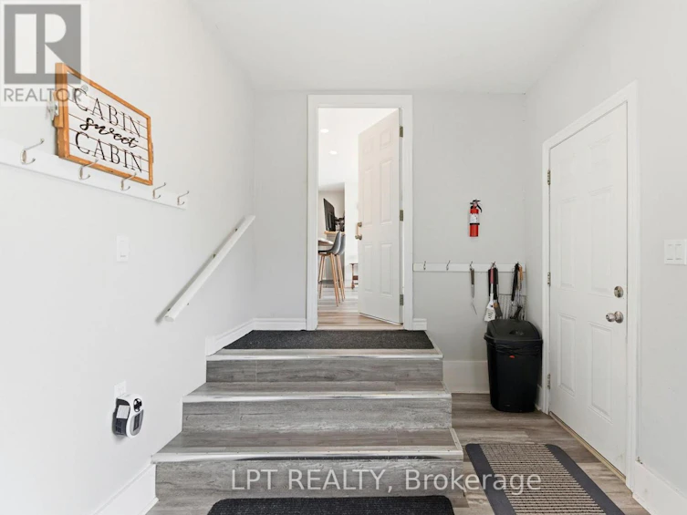 7597 Biddulph Street, Lambton Shores, ON, N0M 2L0 - 10