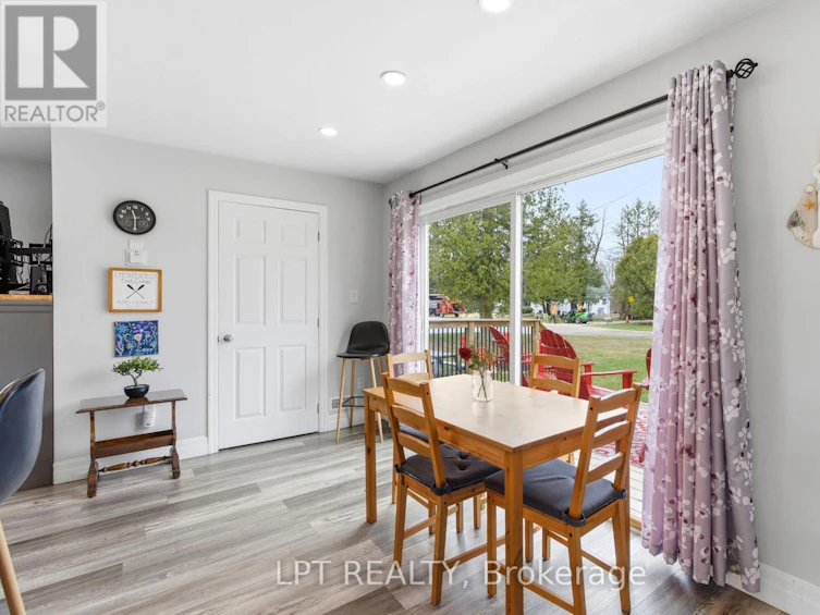 7597 Biddulph Street, Lambton Shores, ON, N0M 2L0 - 12