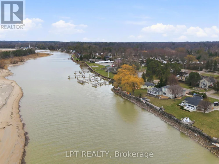 7597 Biddulph Street, Lambton Shores, ON, N0M 2L0 - 46