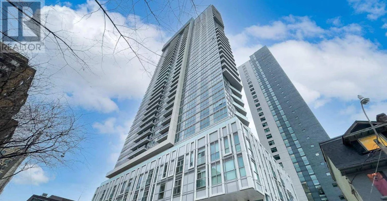 404-77 Mutual Street, Toronto, ON, M5B 2A9