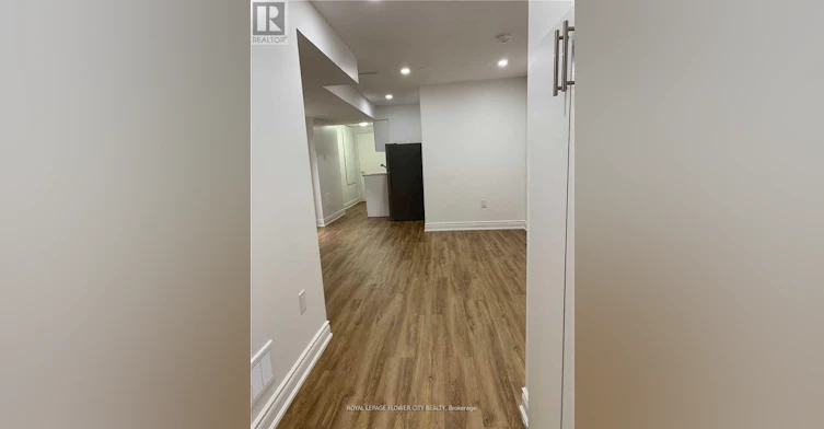 7227 Para Place, Mississauga, ON, L5W 1K4 - 14