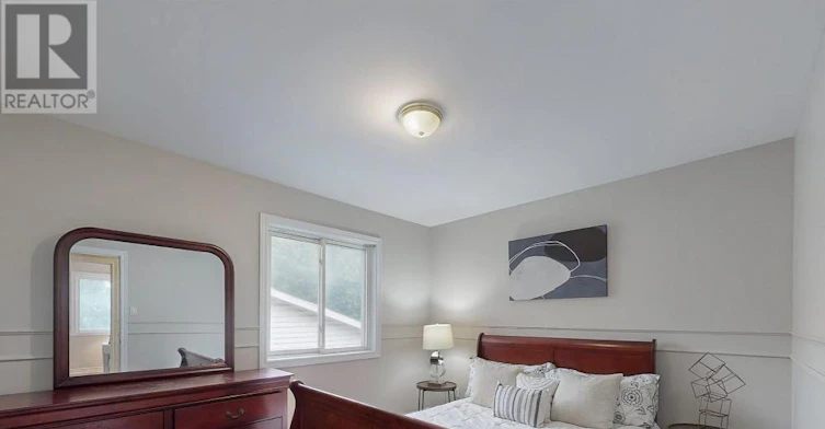 SECOND Floor 6 English Street, Brampton, ON, L6X 1L4 - 12