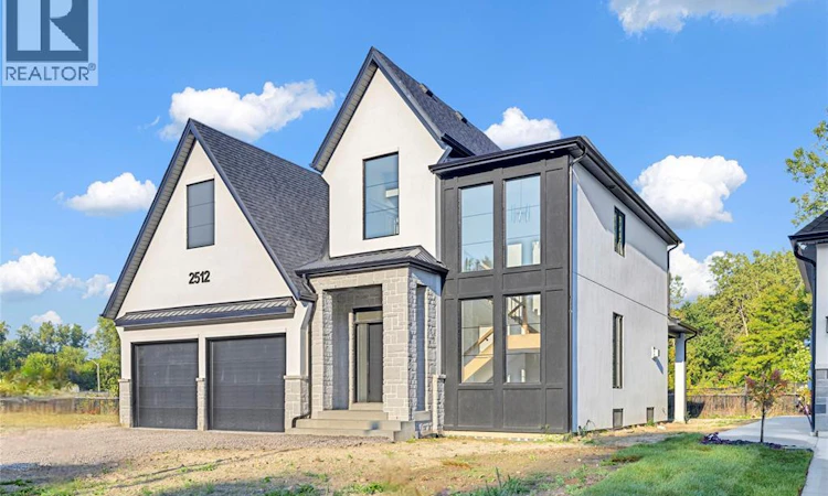 2520 Mayfair South