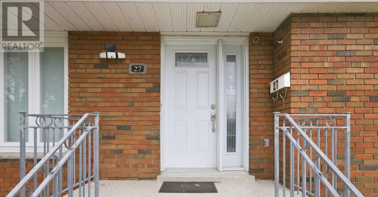 1-27 Kingsview (Lower Boulevard, Toronto, ON, M9R 1T5 - 4