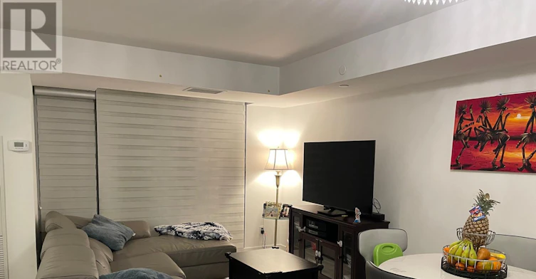 116 Varna Drive, Toronto, ON, M6H 0C8 - 7