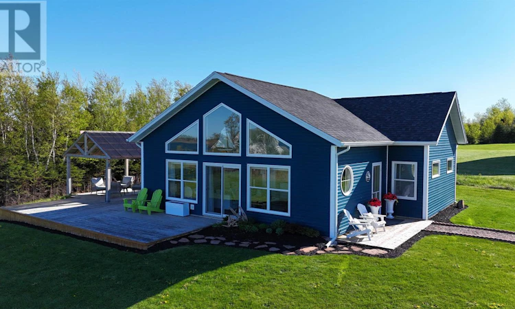 42 Blue Heron Crescent