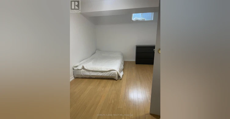 LOWER-102 Church Street S, Richmond Hill, ON, L4C 1W3 - 11