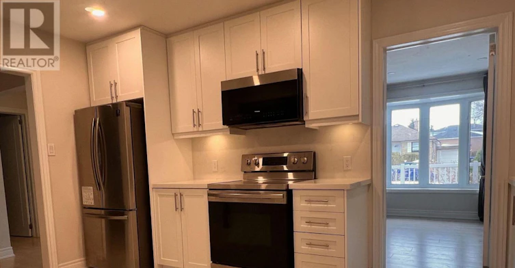 MAIN-98 Thornton Avenue, Bradford West Gwillimbury, ON, L3Z 1N4 - 4