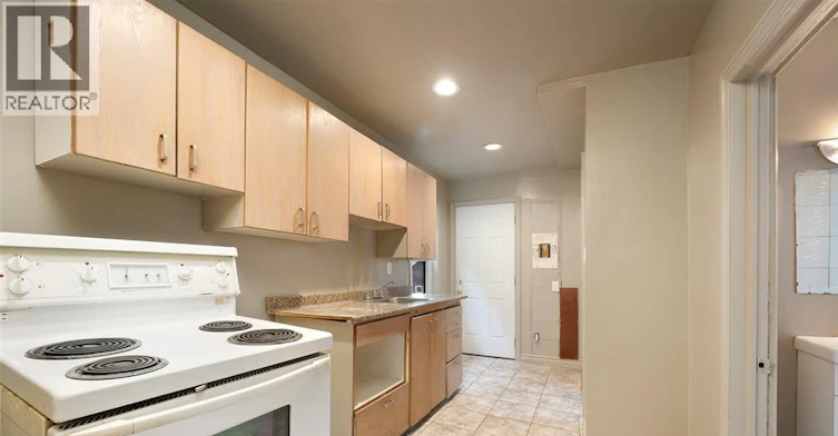 989 Lincoln, Windsor, ON, N8Y 2H3 - 3