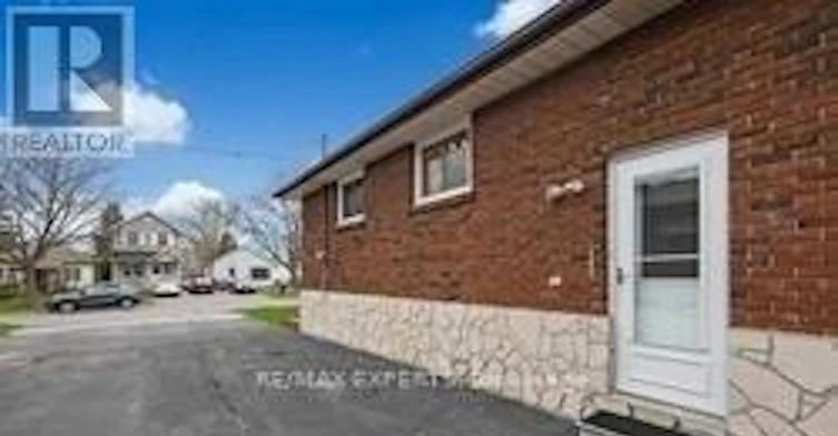 LOWER-77 Cromwell Avenue, Oshawa, ON, L1J 4T5