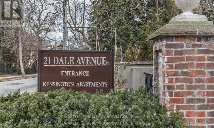 635-21 Dale Avenue