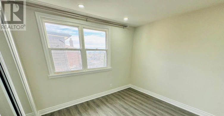2ND FLR-196 Caledonia Road, Toronto, ON, M6E 4S7 - 16