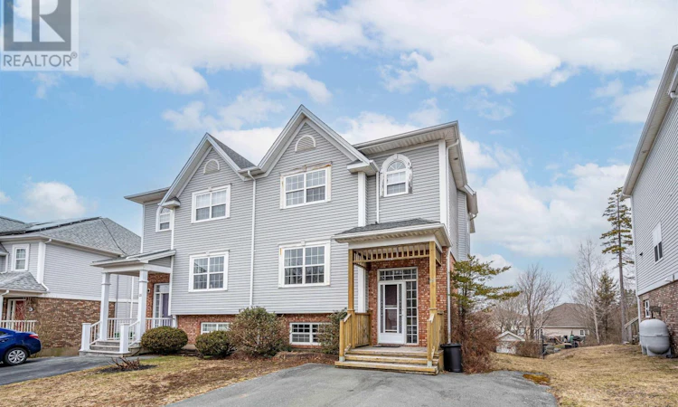 23 Stratford Way