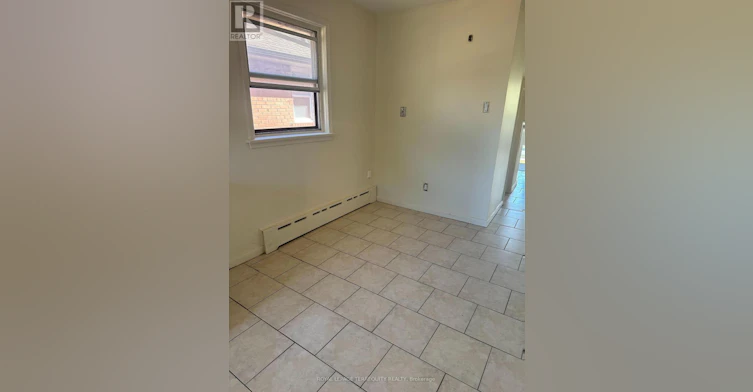 3-150 Portland Street, Toronto, ON, M8Y 1B2 - 9