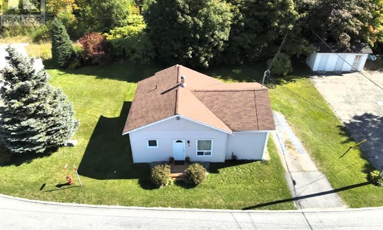 4 Hillview Avenue