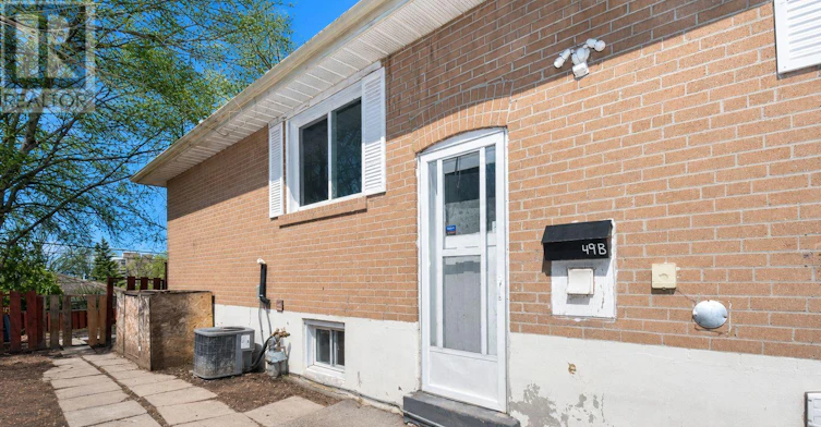 BSMT-49 Longford Drive, Newmarket, ON, L3Y 2Y6 - 2