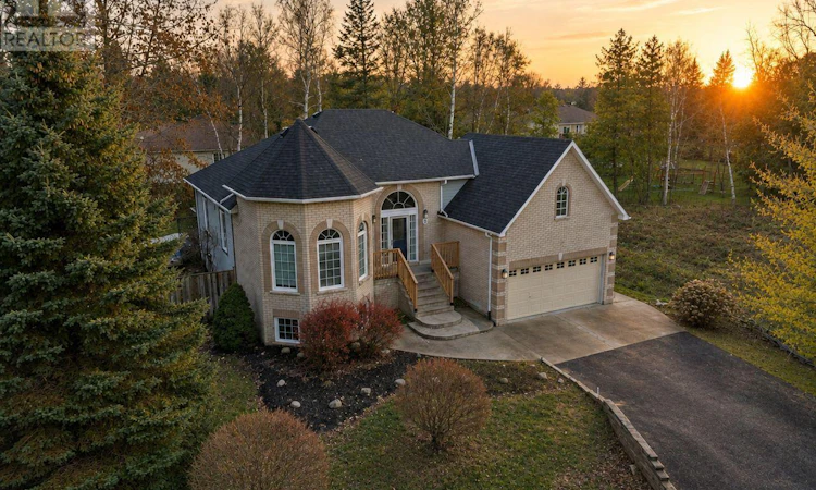 6 Deerrun Place
