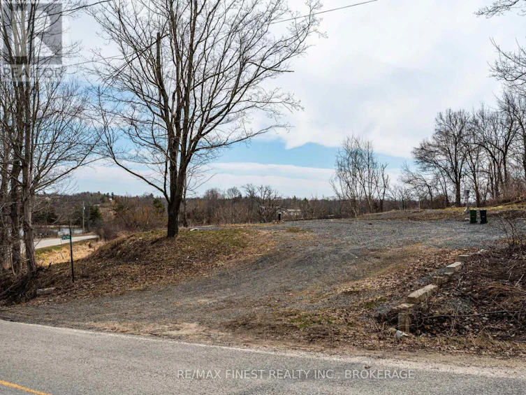 2539 Isle Of Man Road, Kingston, ON, K7L 4V3 - 9