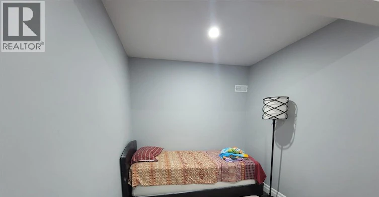 LOWER-2252 Dandurand Avenue, Windsor, ON, N9E 4Z7 - 5