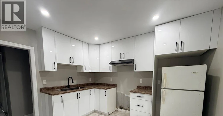 2-805 Bruce Avenue, Windsor, ON, N9A 4X6 - 2