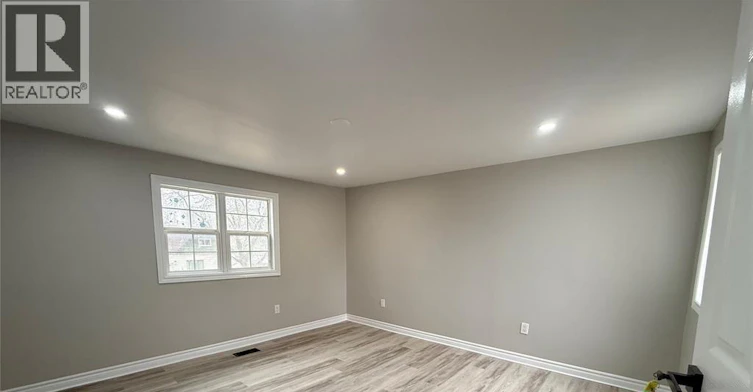 2-805 Bruce Avenue, Windsor, ON, N9A 4X6 - 3